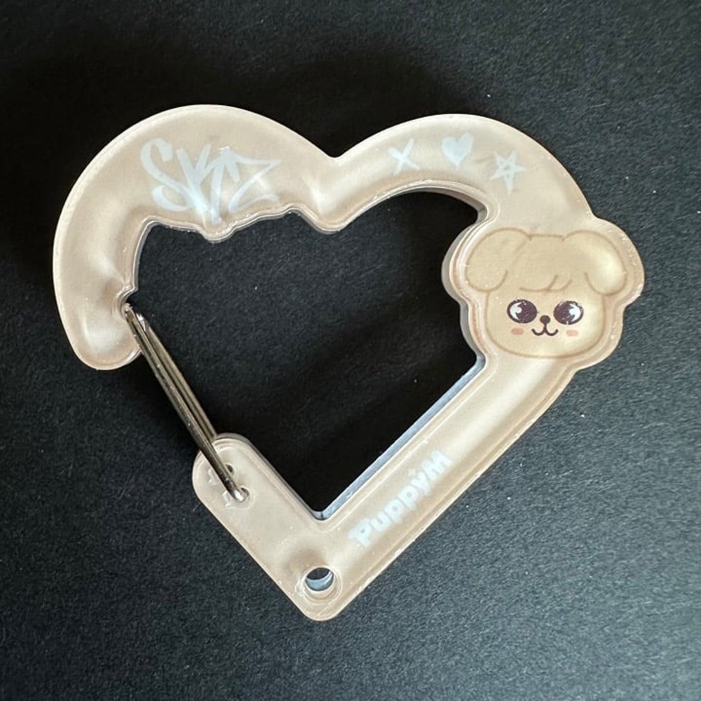 STRAY KIDS PuppyM Seungmin Heart Acrylic Carabiner